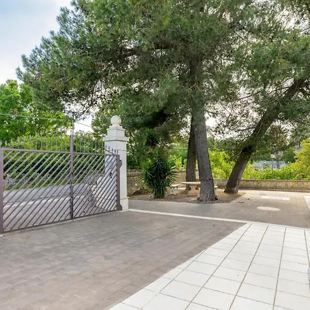 I Tre Trulli B&B 2*